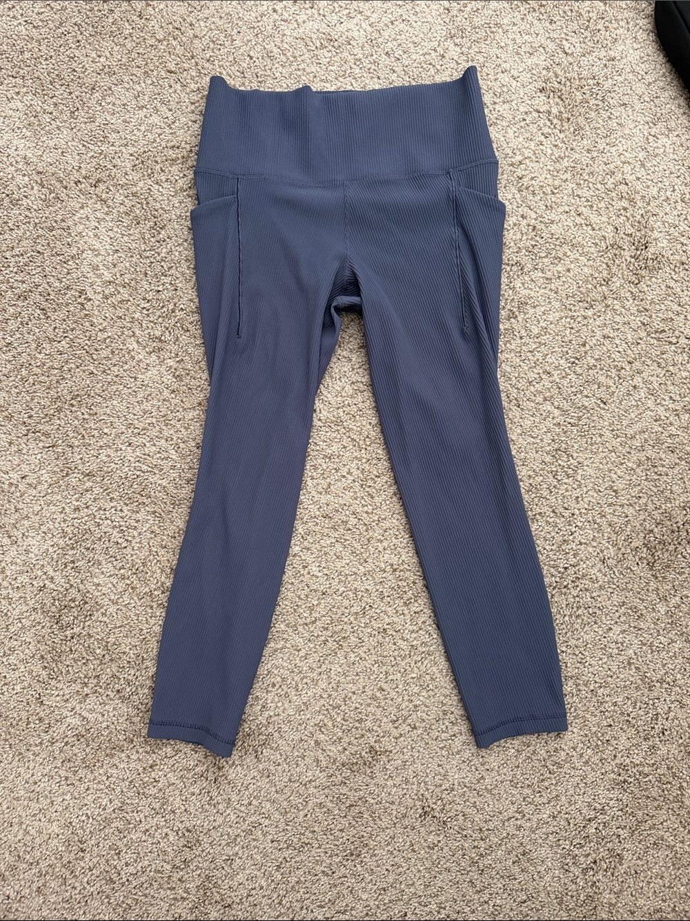 Athleta Chaturanga High-Rise 7/8 Tight